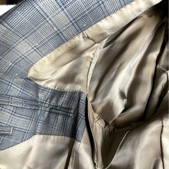 Vintage Grey Tan Plaid Wool Silk Blend Blazer Sport Coat 44R - Picture 7 of 14